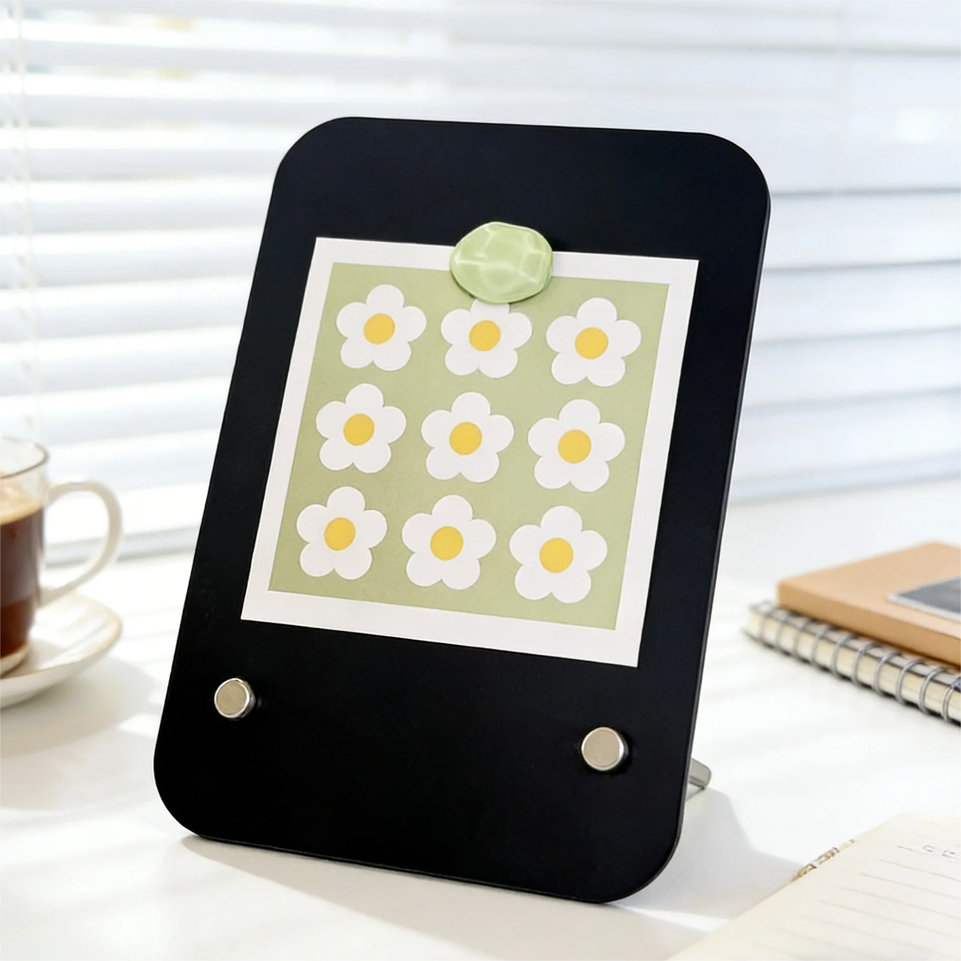 لوحة عرض معدنية حديدية قائمة،  - مراجعة Magnetic Calendar Board وسعره