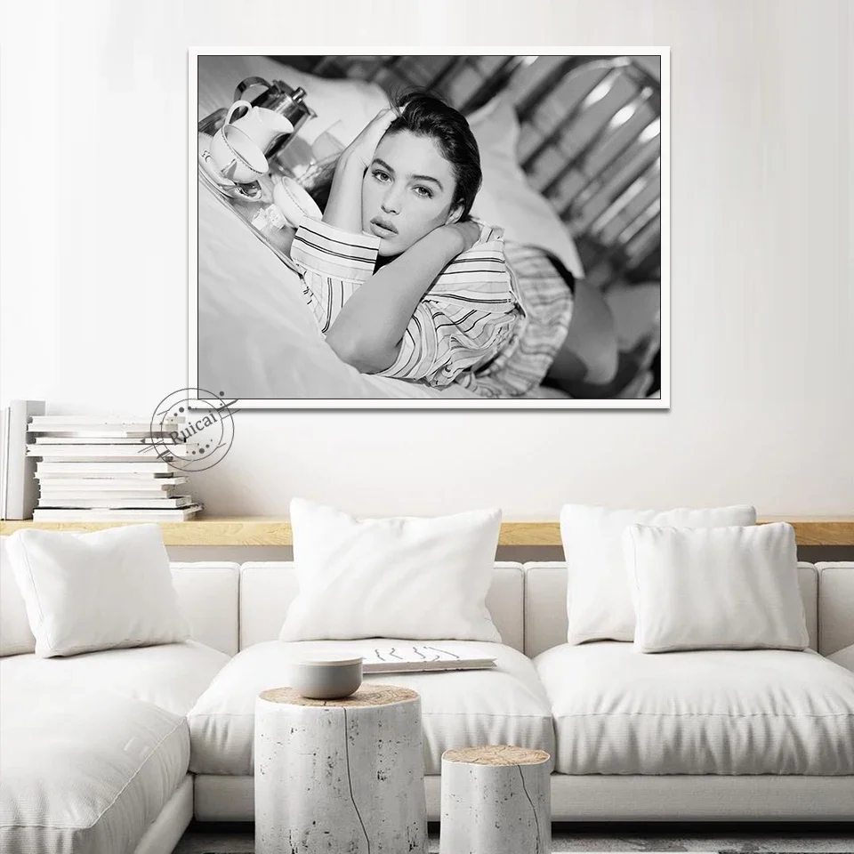 Monica Bellucci Poster Italy Sexy Actress Movie Star Canvas Art Bar Black And White Wall Picture For Living Home Decorative