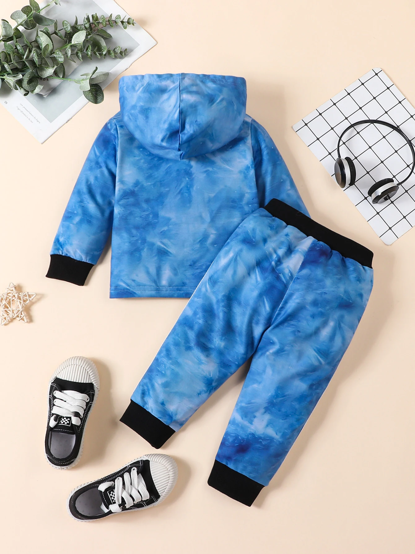 طقم بلوفر مكون من قطعتين للربيع والخريف للأطفال الأولاد كاجوال مصبوغ بغطاء للرأس وأكمام طويلة وسروال مصبوغ بربطة عنق #3