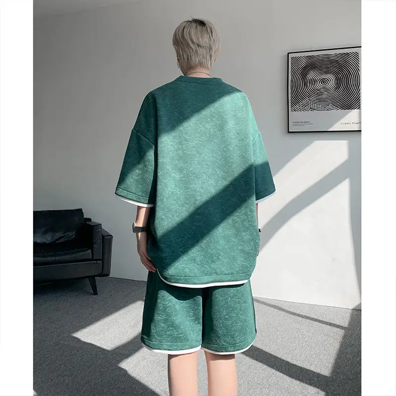 T-shirt set da uomo T-shirt girocollo ampia stampata da uomo Pantaloncini in vita elastica Set Summer Casual Comodo abbigliamento da spiaggia Streetwear