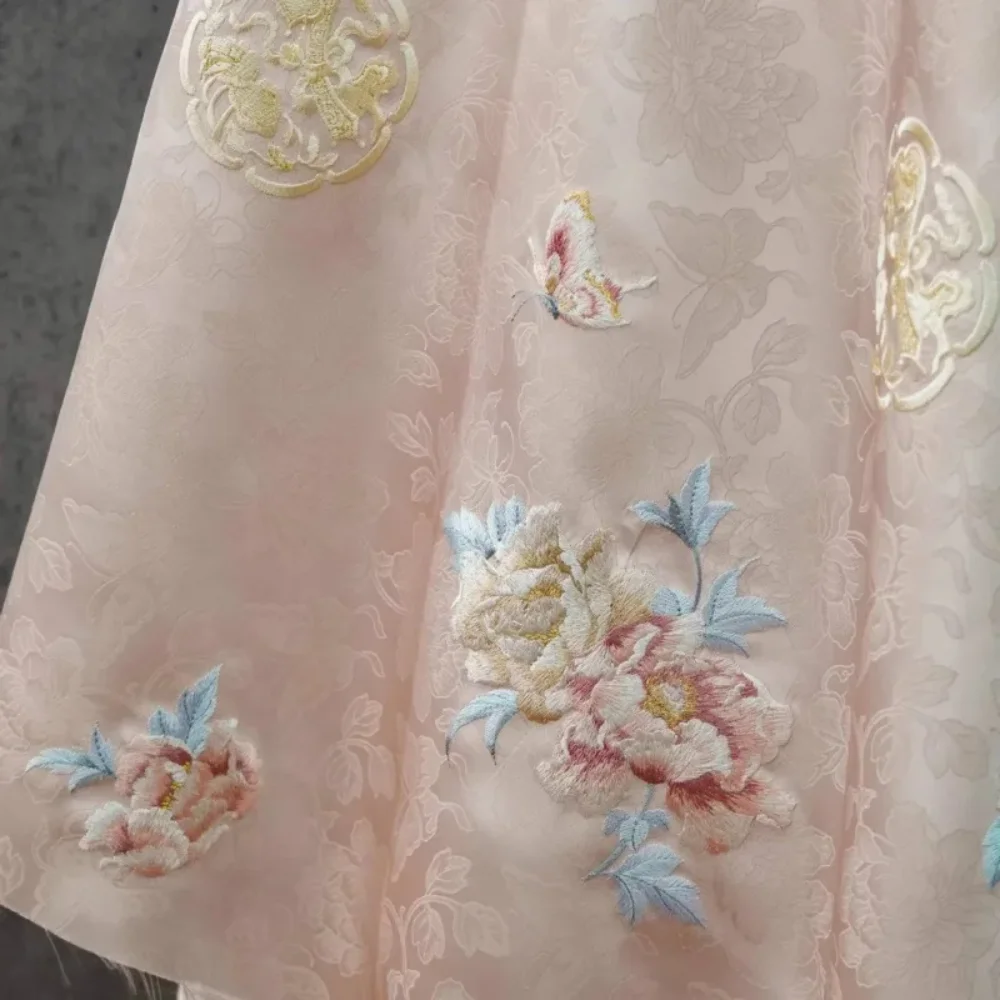 Yarn Dyed Embroidered Jacquard Fabric for Light Pink Sleeveless Vest Hanfu Chinese Style Imitation Song Brocade Cloth Diy Sewing