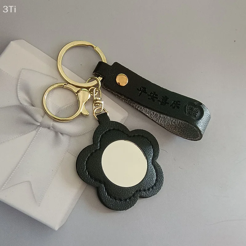 Креативный брелок в форме цветка из искусственной кожи, мини-зеркало для макияжа, сумка, подвесной орнамент, автомобильный брелок для женщин и девочек, подарок