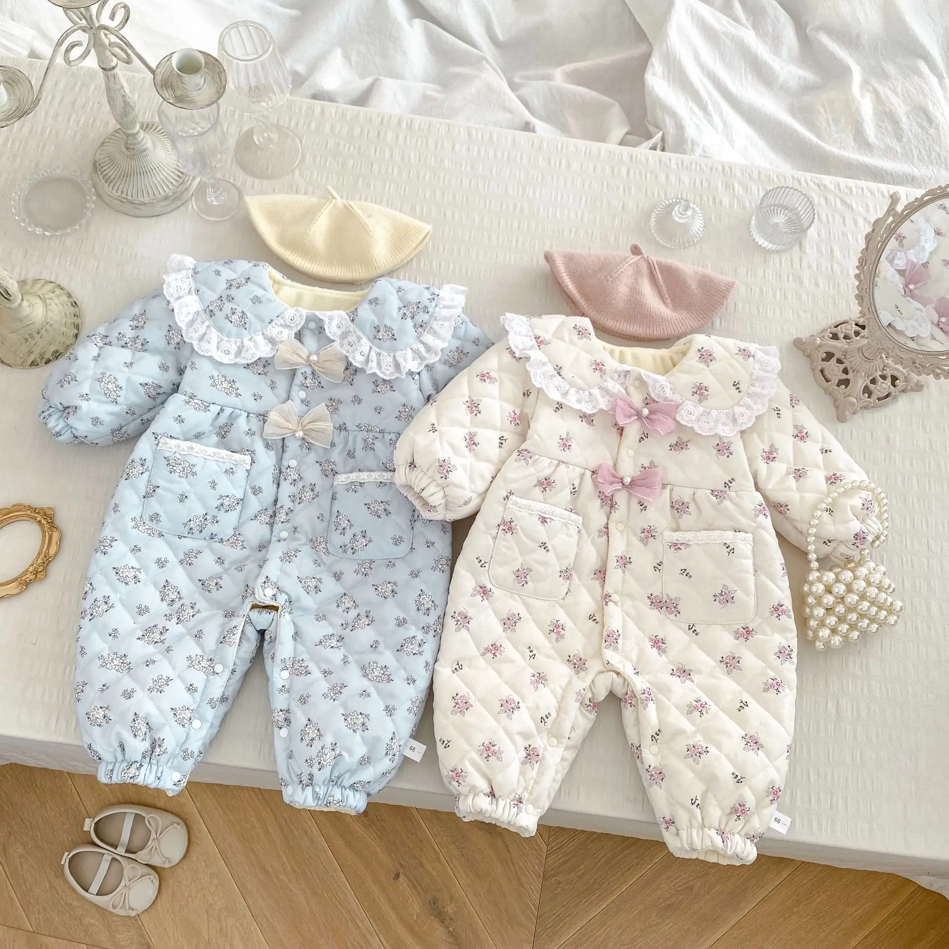 2025 Winter New Baby Girl Sweet Floral Fleece Romper Cute Lace Lapel Newborn Clothes Thick Warm Infant Girl Bow Padded Jumpsuit