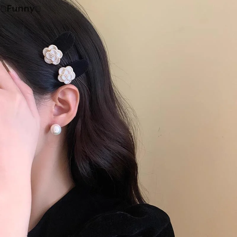 [مضحك]/4 قطعة دبوس شعر كاميليا أسود أبيض لؤلؤة توافدوا مشبك شعر فتاة الجبين الجانب بانج كليب أنيقة الحداد جنازة