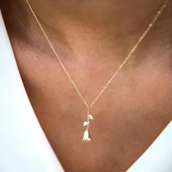 Three Dimensional Hollow Rose Pendant Necklace Fashionable and Elegant Flower Pendant Collarbone Chain Valentine's Day Gift