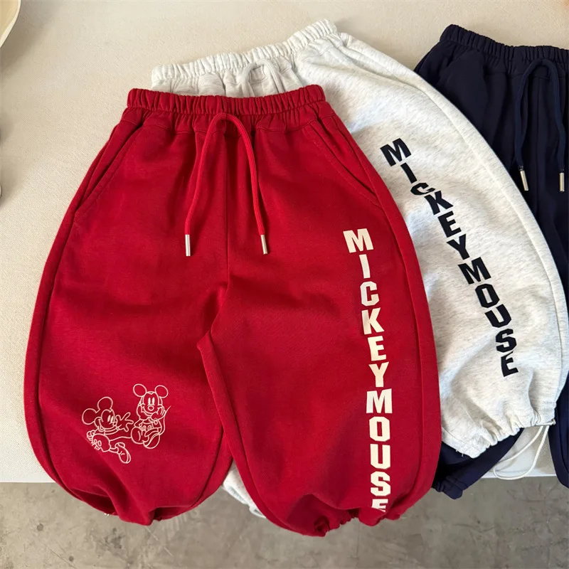 

Детские брюки с принтом Микки Мауса, весна 2026, новые корейские повседневные модные свободные милые спортивные штаны с мультяшным рисунком для детей на шнурке