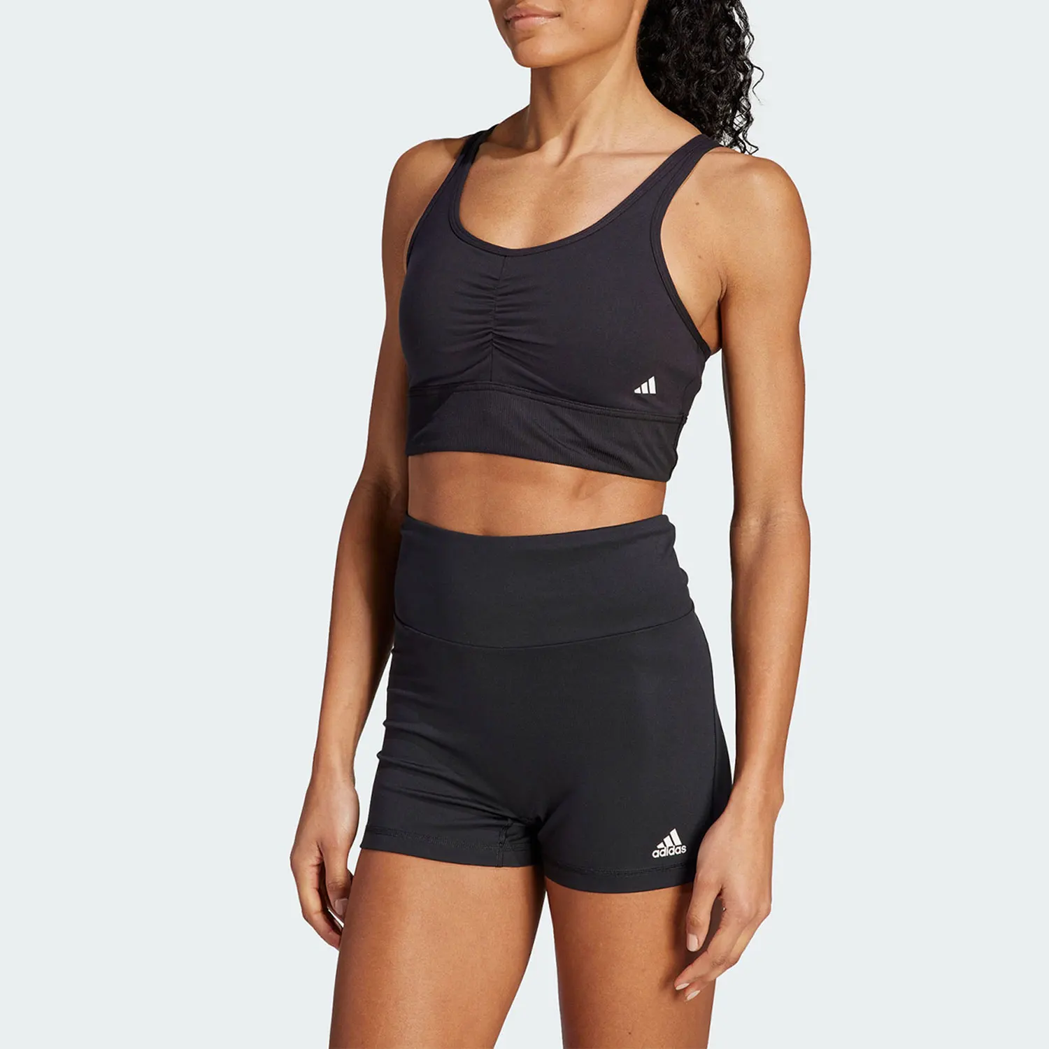 

Оригинальный женский спортивный бюстгальтер Adidas для фитнеса средней интенсивности HZ1528