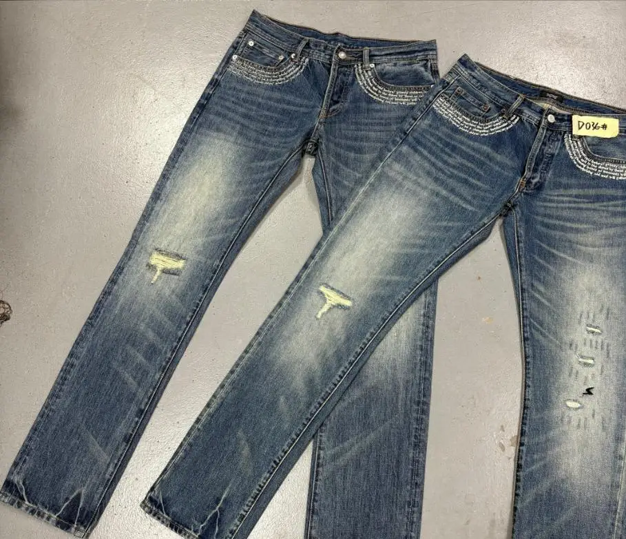 العلامة التجارية الجديدة Undercover كلمات التطريز Thunderbolt مستقيم بانت الجينز القطن الدنيم السراويل الراحة جينز غير رسمي حجم 1 2 3 # NE138 #2