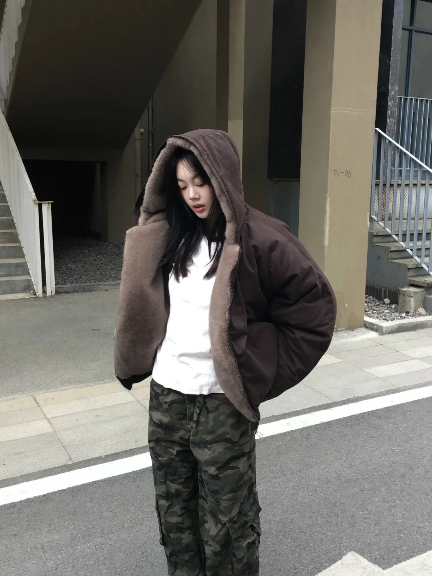 

Thiened Double-Sided Wear Cleanfit Winter Cotton Jaet Outdoor Faionable Fur Coat Mountain Eagle Design Loose Fit Long S...