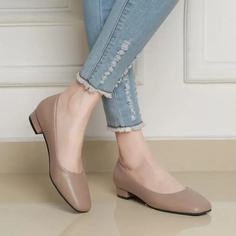 New Flat Women Shoes Loafers Simple Low Heels Office Work Casual Shoes Slip on Flat Footwear Ladies Square Toe Shoes