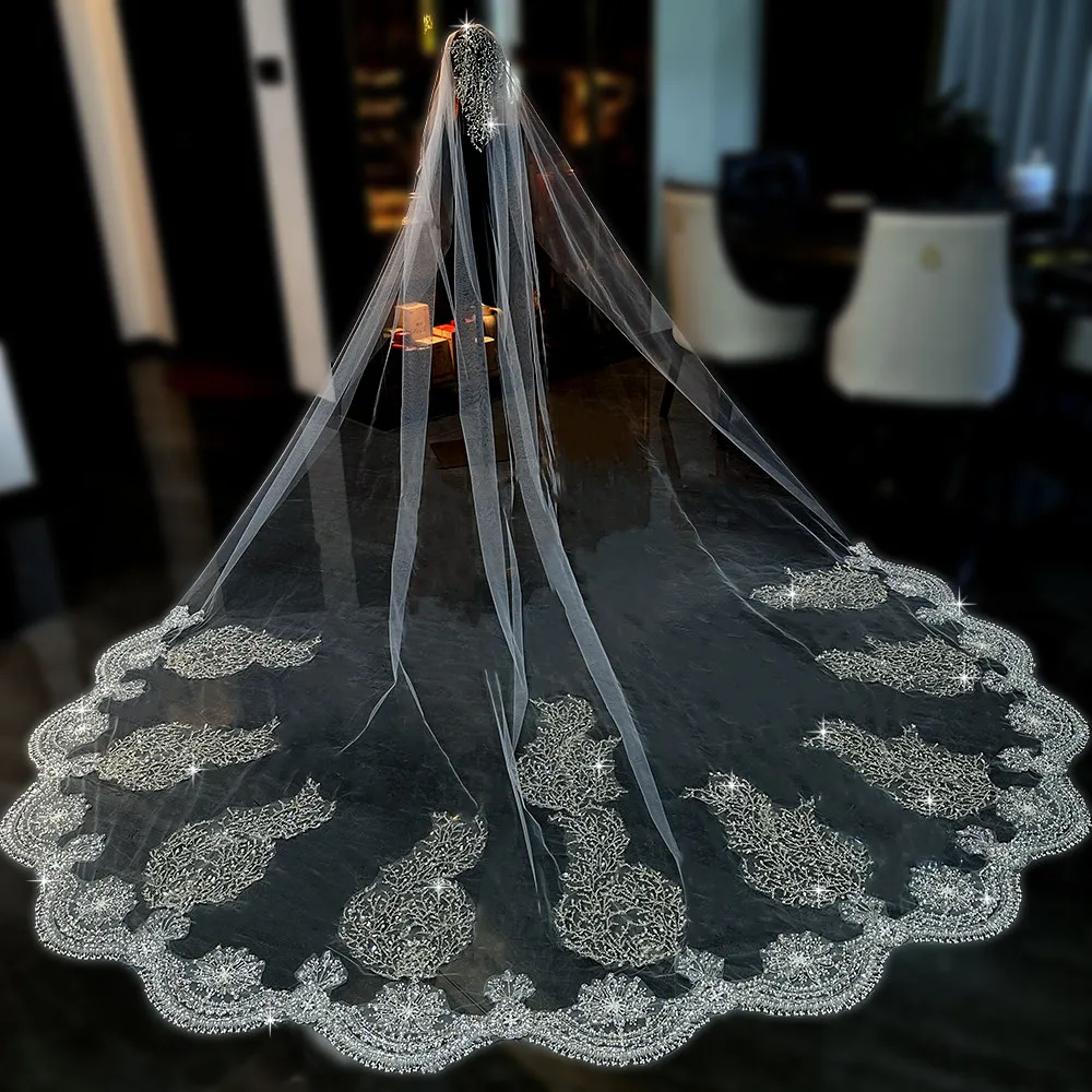 Exquisite Wedding Veil 3.5m Long Bridal Veil Fancy Beading Wedding Veil with Comb Wedding Accessories