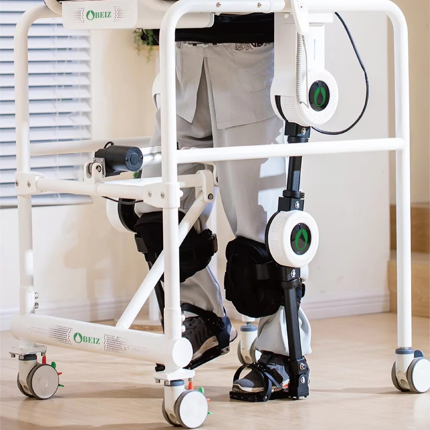 New Design Handicapped Wearable Lower Limb Exoskeleton Robots Rehabilition Training Device