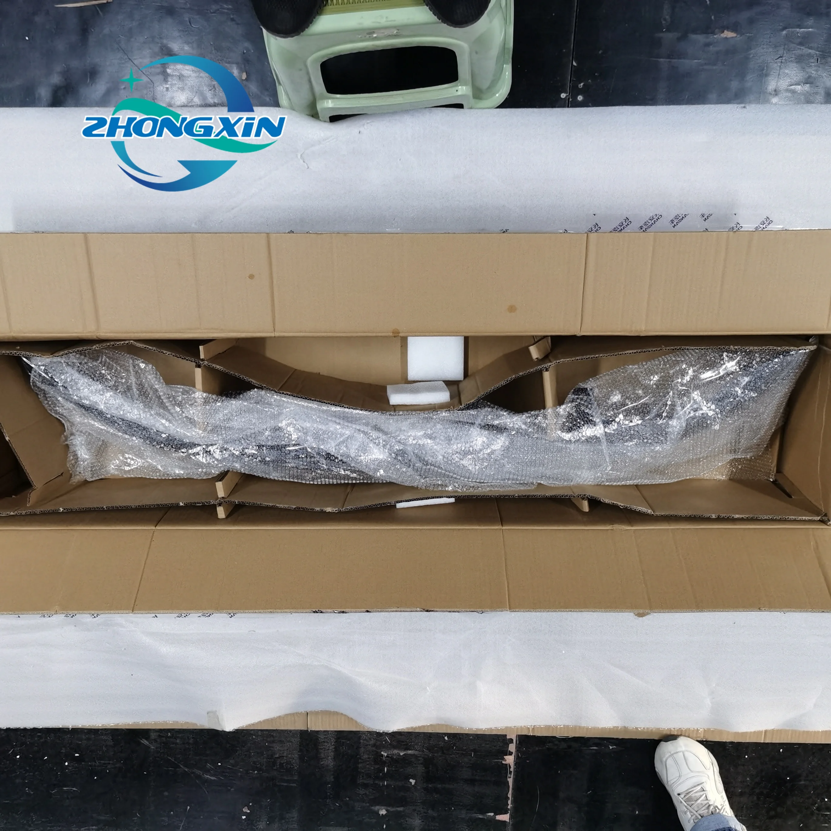 Wholesale Original Quality Car Front Bumper Through Lights 4102050-AW01 for Changan Second Generation Cs55plus