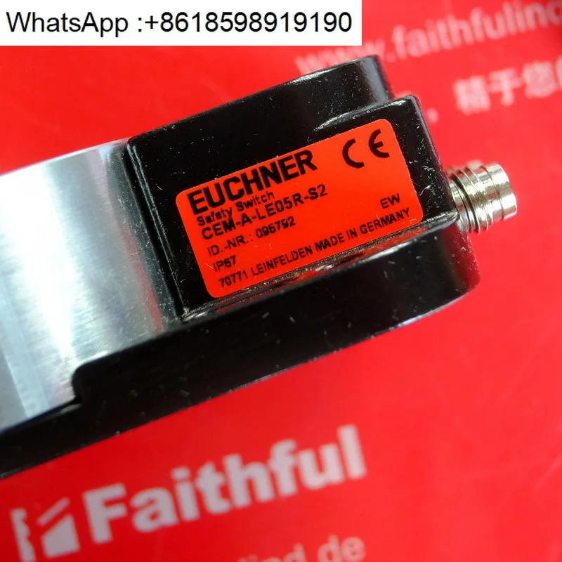Euchner 095792 Euchner Contactless Safety Switch Read Head CEM-A-LE05R-S2