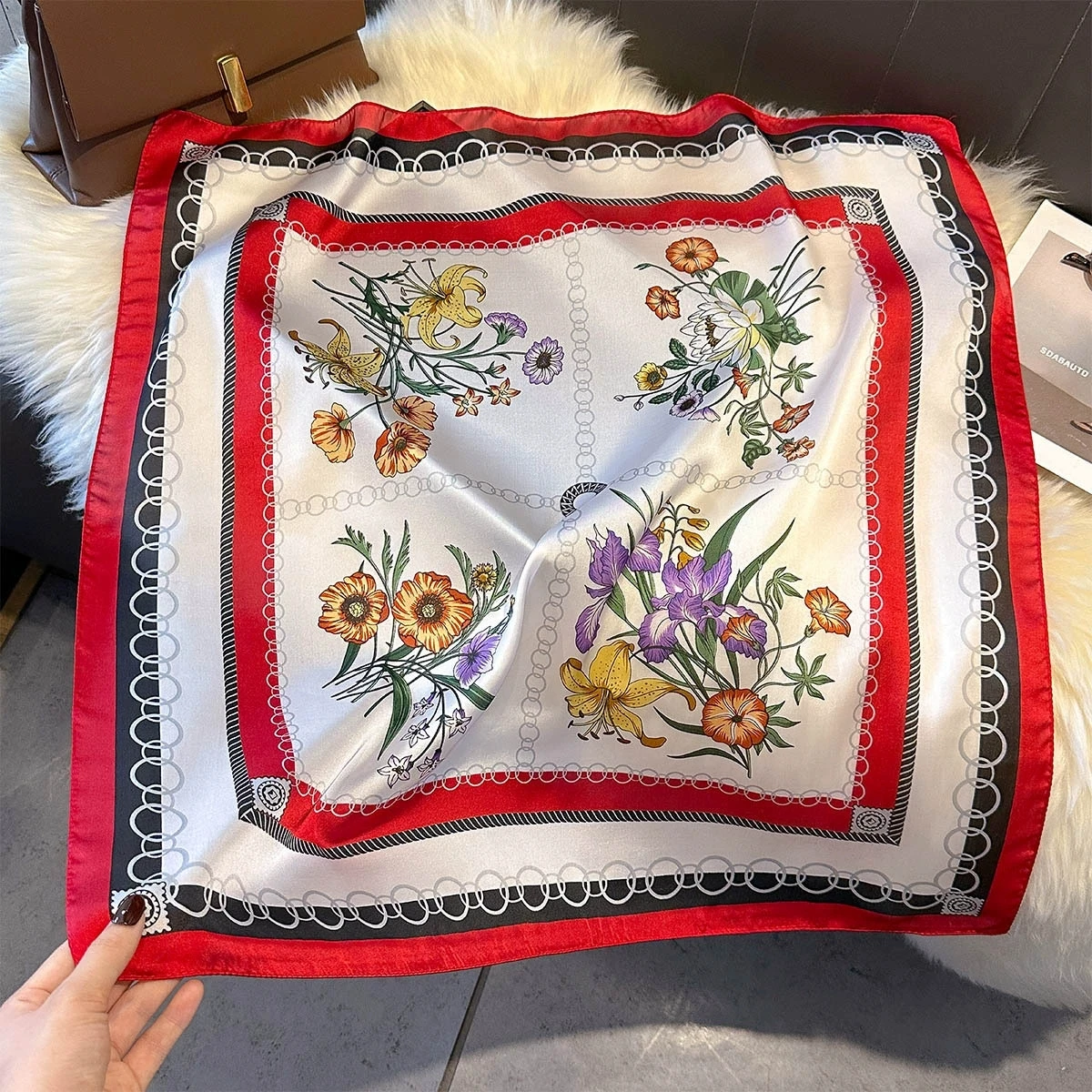 Bufanda femenina de seda simulada cuadrada pequeña de 70cm, Hijab, diadema femenina, pañuelo, corbata Floral para el cuello para mujer