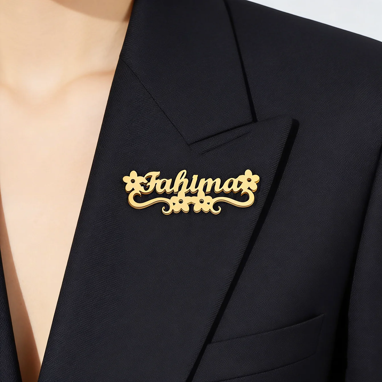 

Custom Flowers Name Brooches For Women Men Stainless Steel Customized Brooch Pin Badge Personalized Party Jewelry On Cloth Gift