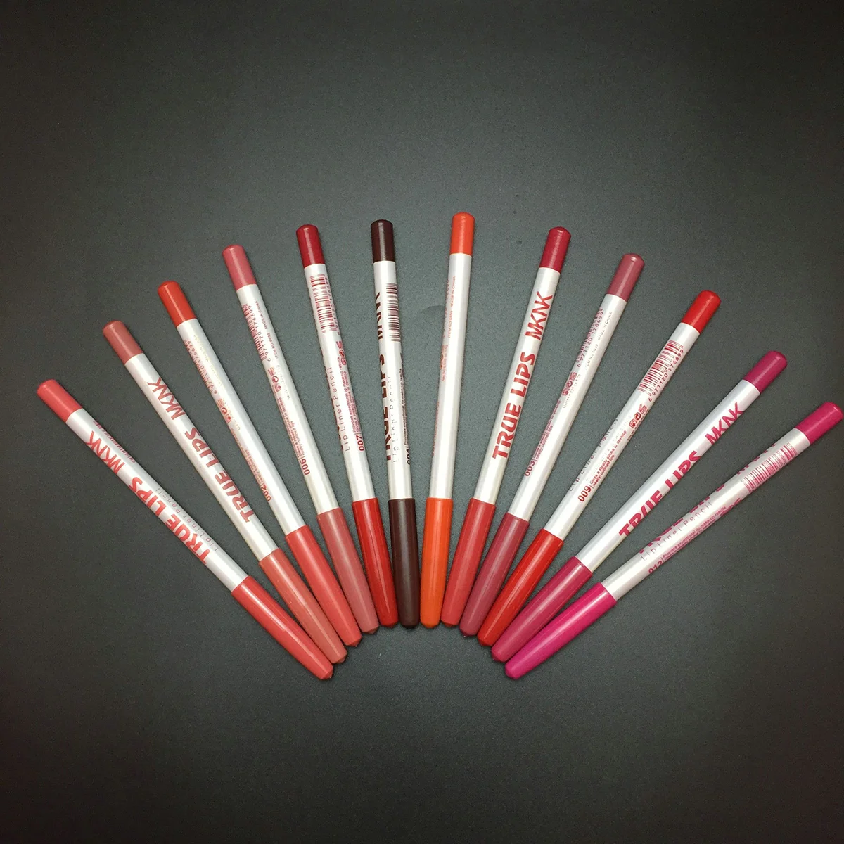 12 Stück zarter Lip Liner Matt Effekt Bleistift wasserdichter Bambus Eyeliner