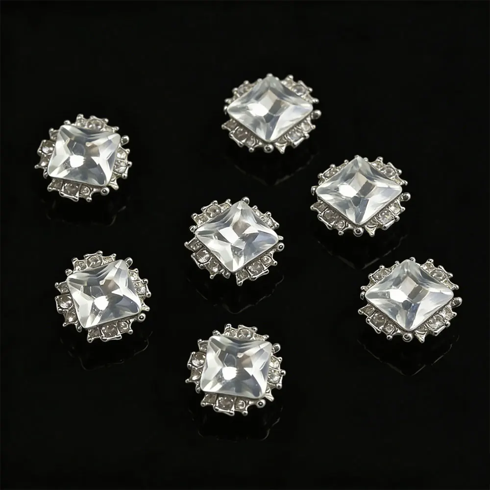 

Diamond shaped series of exquisite and simple rhinestone inlaid buttons, used for sewing clothing accessories