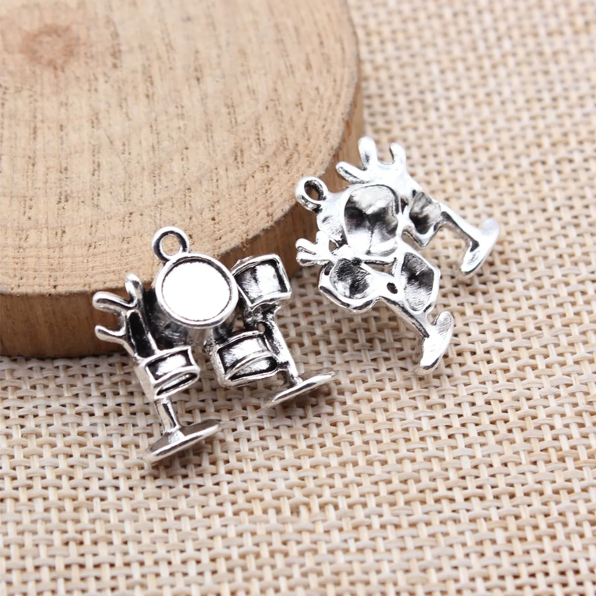 WYSIWYG 10pcs 21x20mm Antique Silver Color Musical Instruments Drum Charms For DIY Jewelry Making