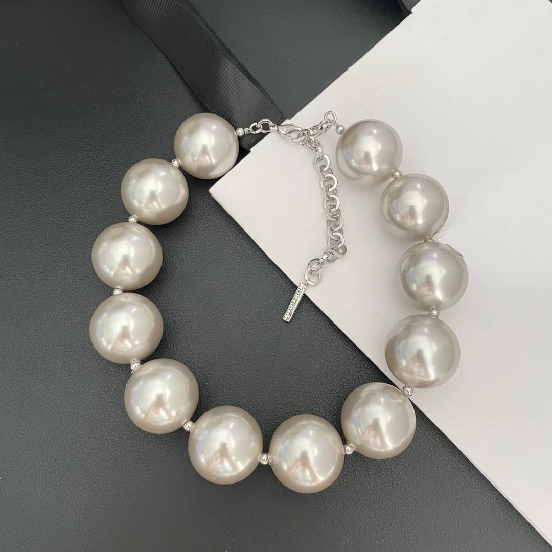 

European and American Large pearl Women's Fashion Necklace Jewelry