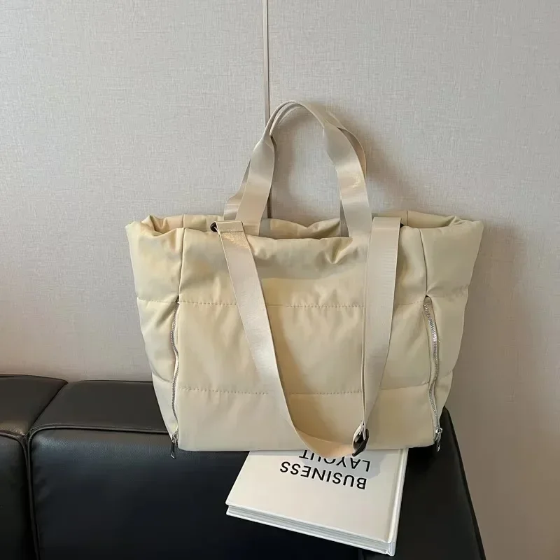 

2025 Hot Sale Versatile Women's Shoulder Bags Solid Color Nylon Large Capacity Zipper Tote Bags Simple Commuting Handbag