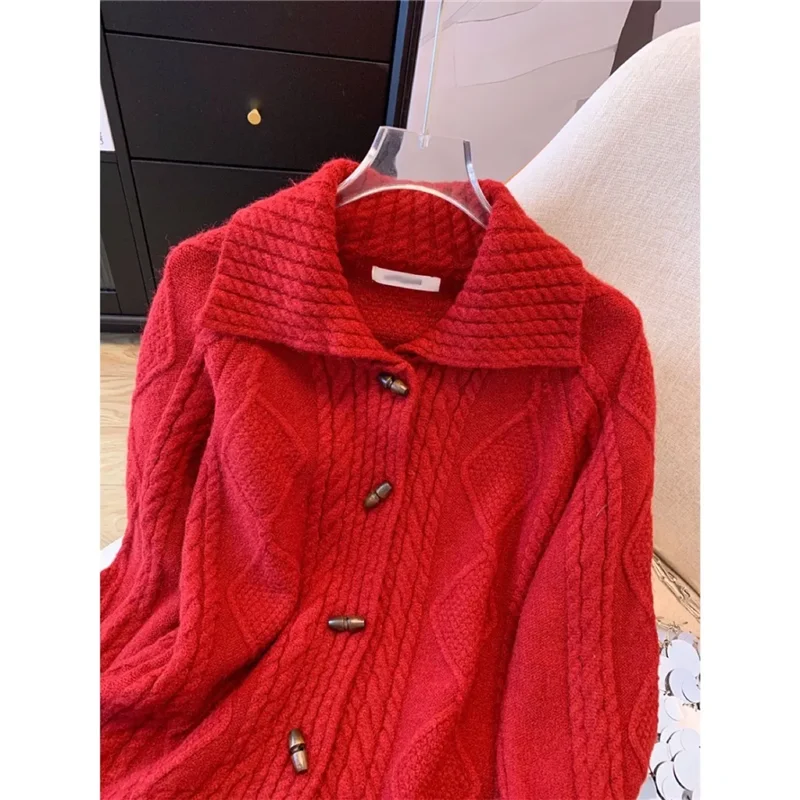 Automne hiver pull Cardigan femmes 2025 nouvelle mode ample décontracté haut en tricot corne bouton couleur Pure rouge pull femme