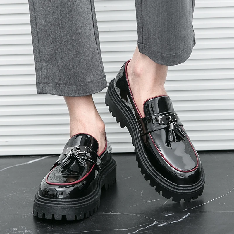 

Men Tassel Shoes Round Toe Patent Leather Thick Soled Wear-resistant Leather Shoes Versatile Business Loafers 38-46 Men Shoes