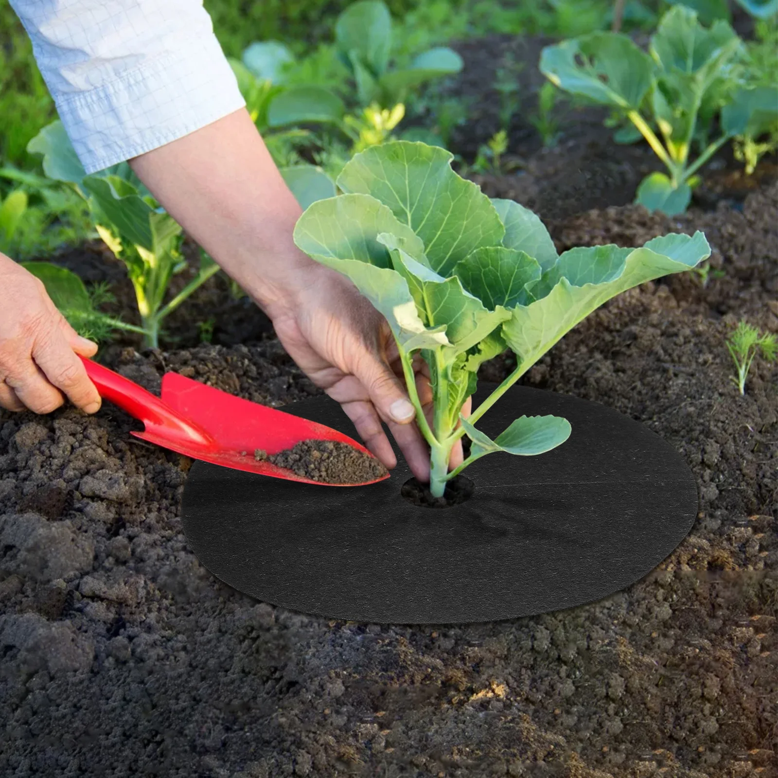 

20Pcs Non-Woven Fabric Gardening Tree Ring Control Cloth Weed Barrier Mat for Tree Growth Protection Weeding Control Cloth