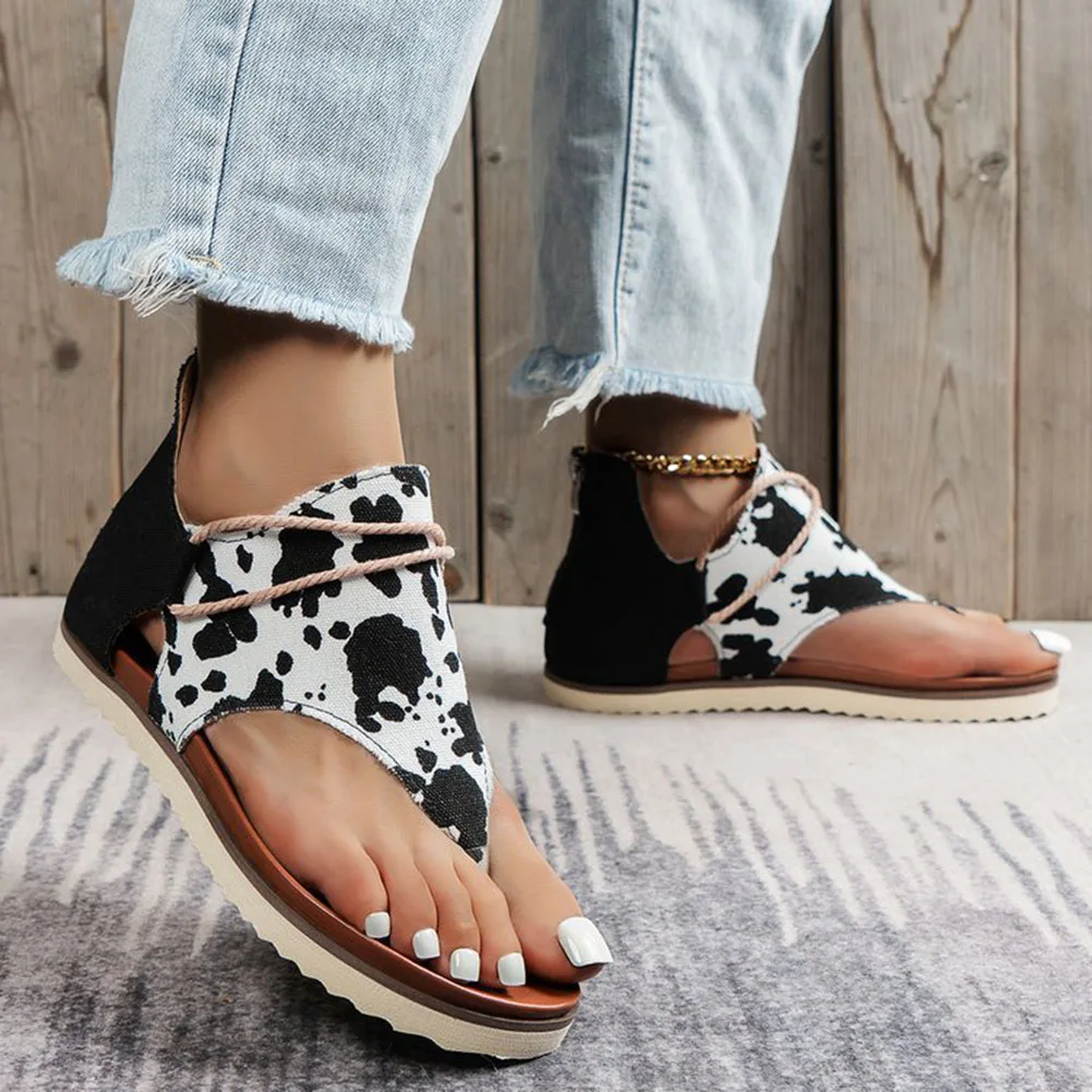 Stylish Cow/Skull/Daisys Print Flip Flops Sandals Breathable Comfortable Sandals For Beach Daily Wear Breathable Sandals