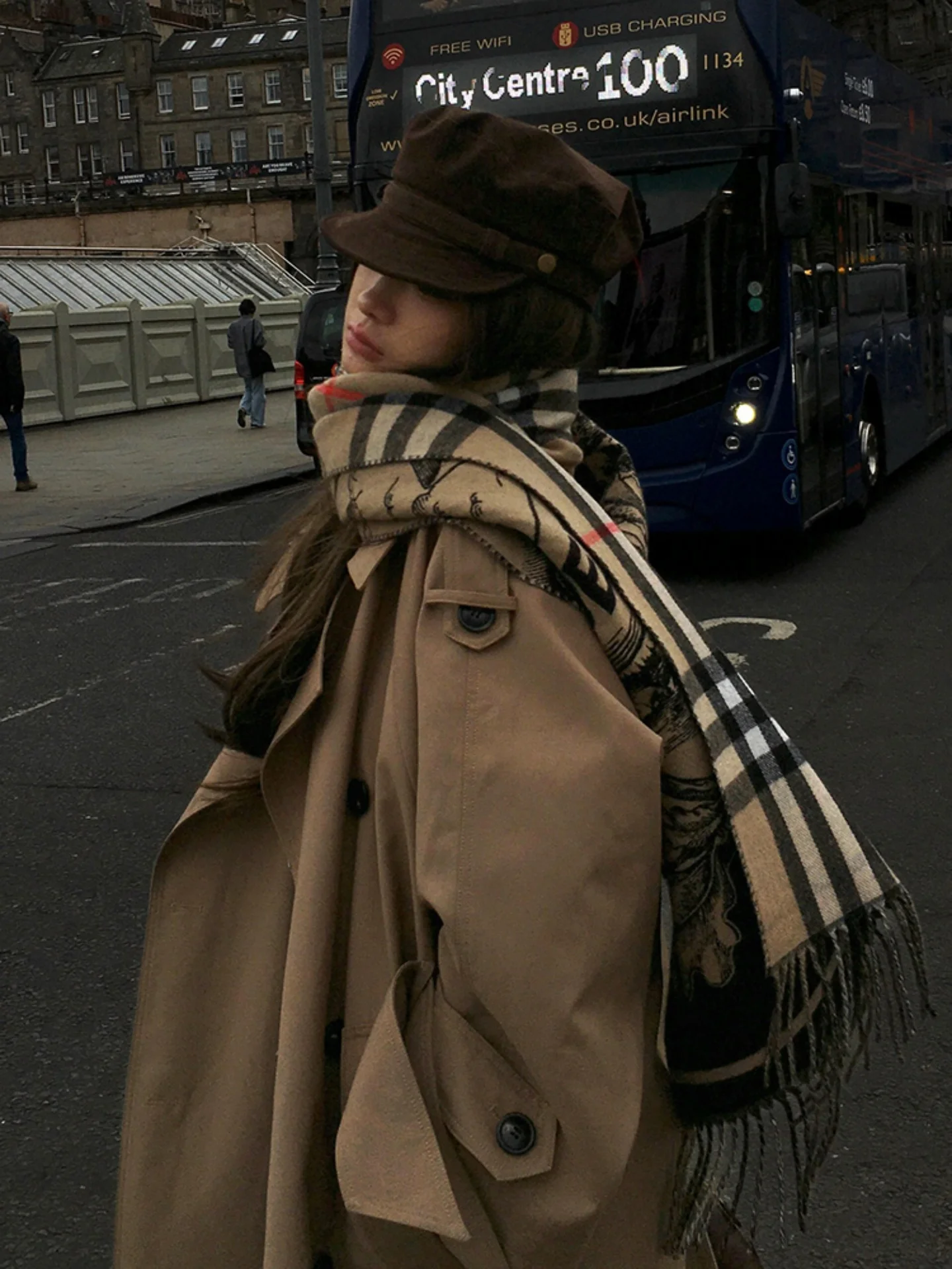 Suede Beret Hat Women's Autumn Winter Vintage British Style High-End Octagonal Small Face Effect Artist Cap Foldable Warmth