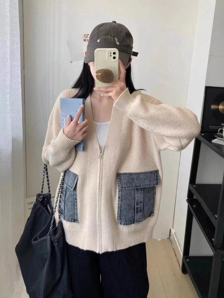 

2025 Autumn Winter New Sweaters V Neck Zipper Denim Pockets Patchwork Cardigan Fashion Vintage Design Knit Tops Women's Clothing