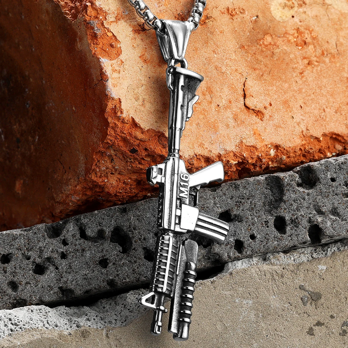 M16A4 Assault Rifle Stainless Steel Jewelry Men Necklaces With Pendant For Male Women Punk Hip Hop Accessories Gifts Wholesale