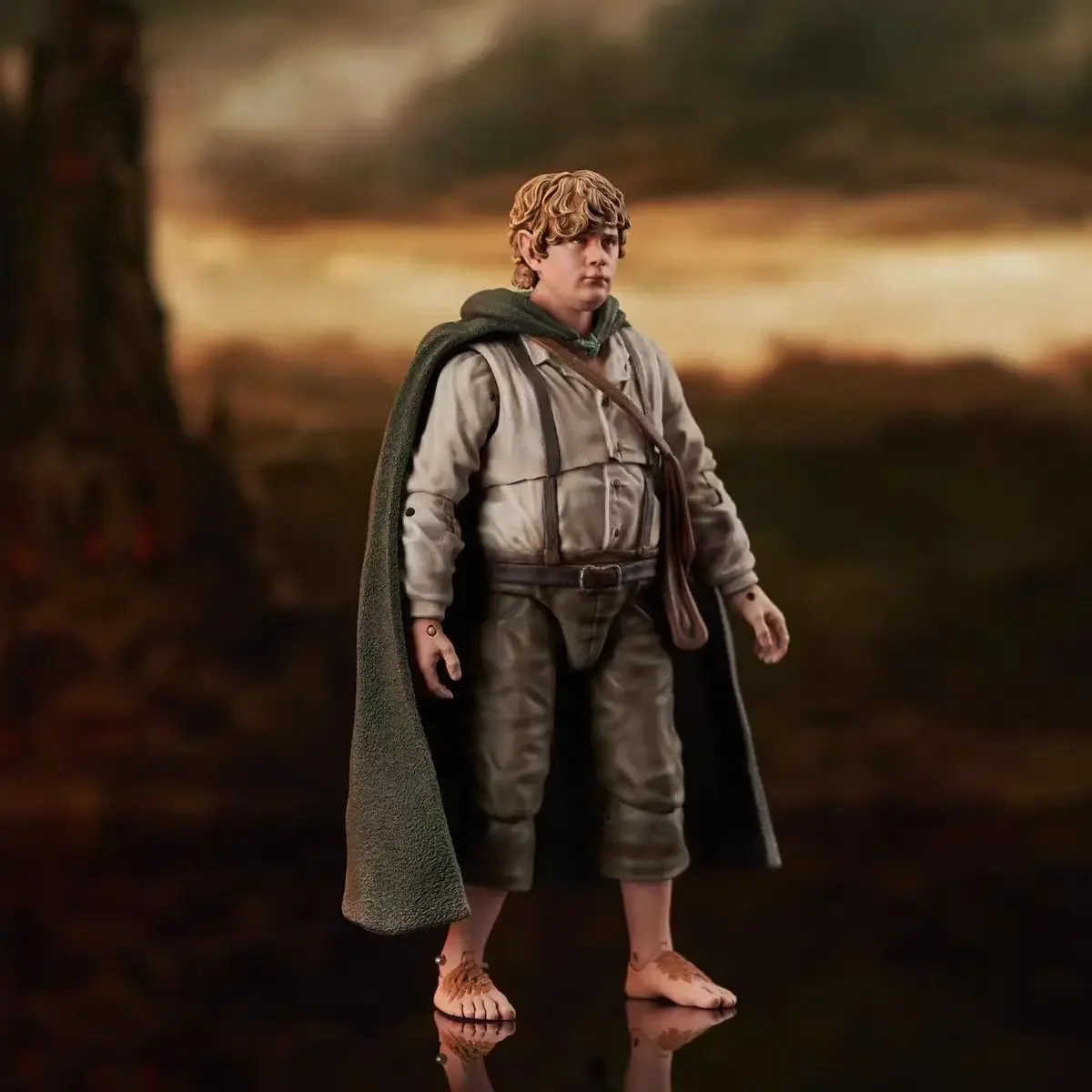 

In Stock New Saruman Samwise Gamgee 7 Inch Action Figure Toy Collectible Gift