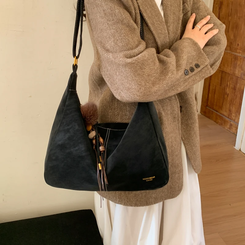 حقائب كتف كلاسيكية عصرية بسحاب من البولي يوريثان 2026 تخفيضات هائلة جديدة حقائب كروس بسيطة ومتعددة الاستخدامات للنساء