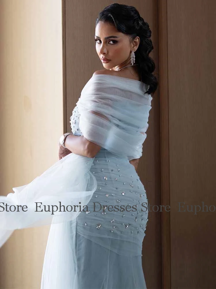 دبي فساتين سهرة فاخرة 2025 شيفون حورية البحر/البوق فستان المشاهير أزرق فاتح Poretrait أحجار الراين ثنيات فساتين لحضور الحفلات الموسيقية