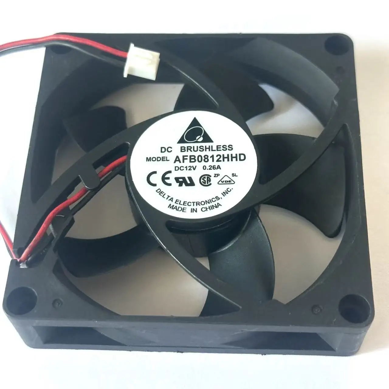 Delta Electronics AFB0812HHD Server Cooling Fan DC 12V 0.26A 80x80x20mm 2-wire