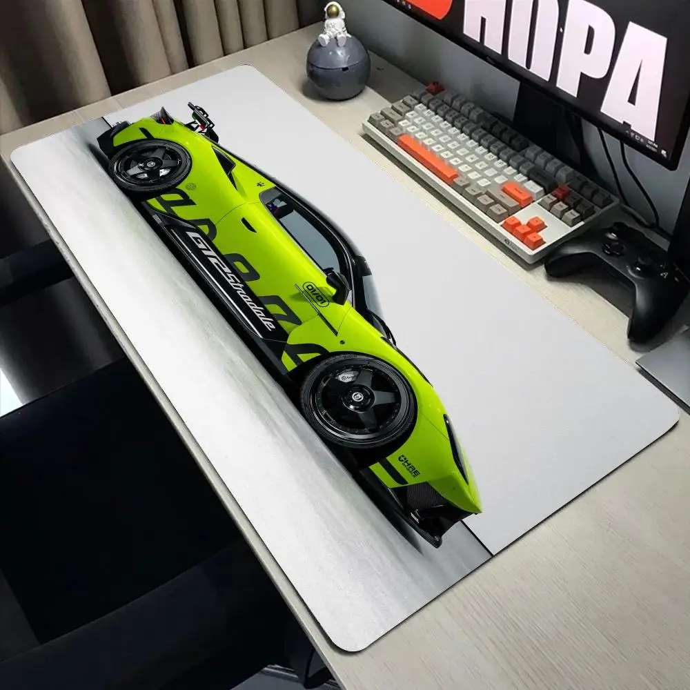 

Cool Sports Car Gaming Mouse Pad Large Non-slip Rubber Base Seamed Edge Design Table Mat Mousepads Gamer 900x400 Office Carpet