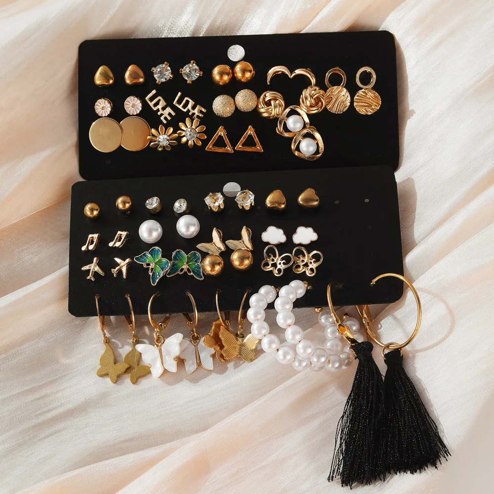 Trendy selling retro irregular twist card earrings set Europe and the United States retro simple senior sense card earrings
