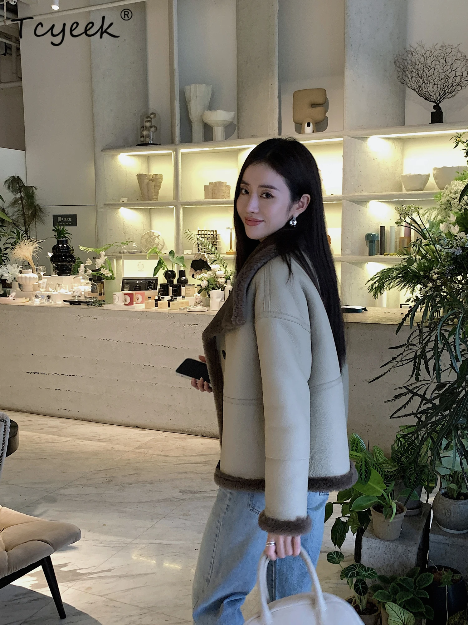 Tcyeek Lana Autunno Inverno Versione coreana di fascia alta Pelliccia integrata Colletto rialzato Cappotto corto in pelliccia di lana da donna Fourrures Femme