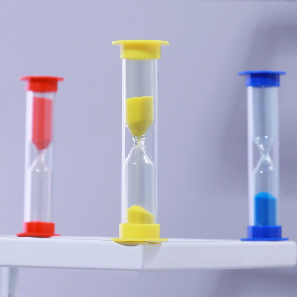 6 قطعة 6 ألوان 1 دقيقة 2 دقيقة 3 دقائق 5 دقائق 10 دقائق الساعة الرملية الملونة ساعة الرمل الموقتات البلاستيكية ABS أنبوب زجاجي ألعاب الطبخ