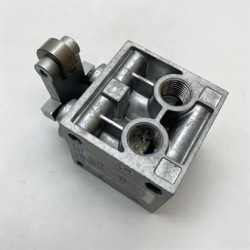 Parts forFESTO Festo Roller Lever Valves R - 3-1/4 - B 8985 R 5 1/4-B 8996