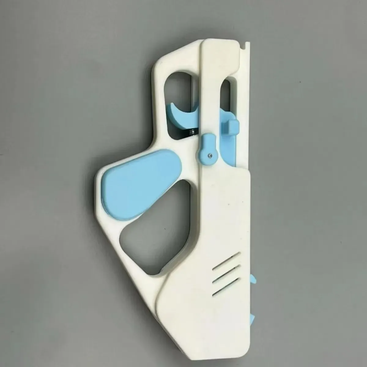 

Fully automatic rubber band gun, switchable between single shot and continuous fire mode. Internet-famous toy, children’s toy.