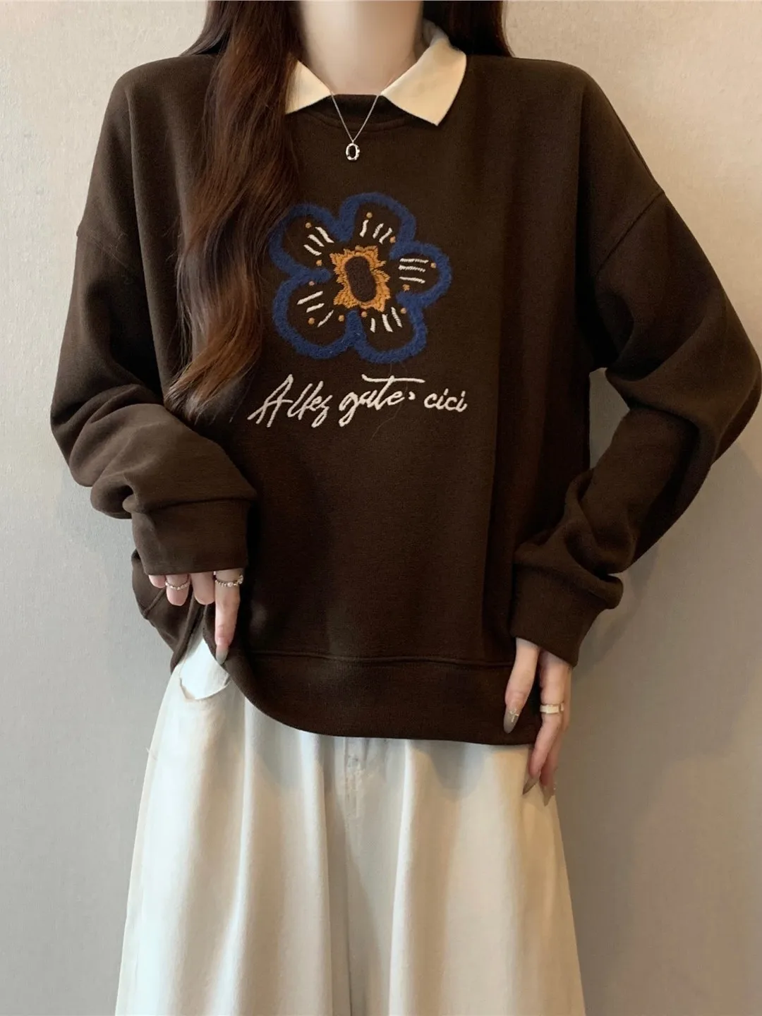 

Meadow Collar Long Sve Sweatirt Women's Coffee Color Spring 2026 plus Size Big MM Fake Two-Piece Top