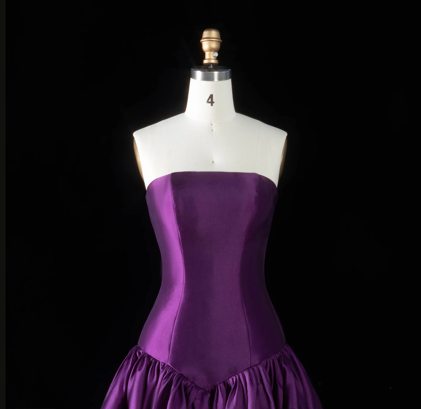 Sharon Said Marineblaues Satin-Abendkleid, trägerlos, tailliert, mit Korsett, geraffter Taille, voluminöses A-Linien-Formal-Partykleid SF480 Custo – Detail 21