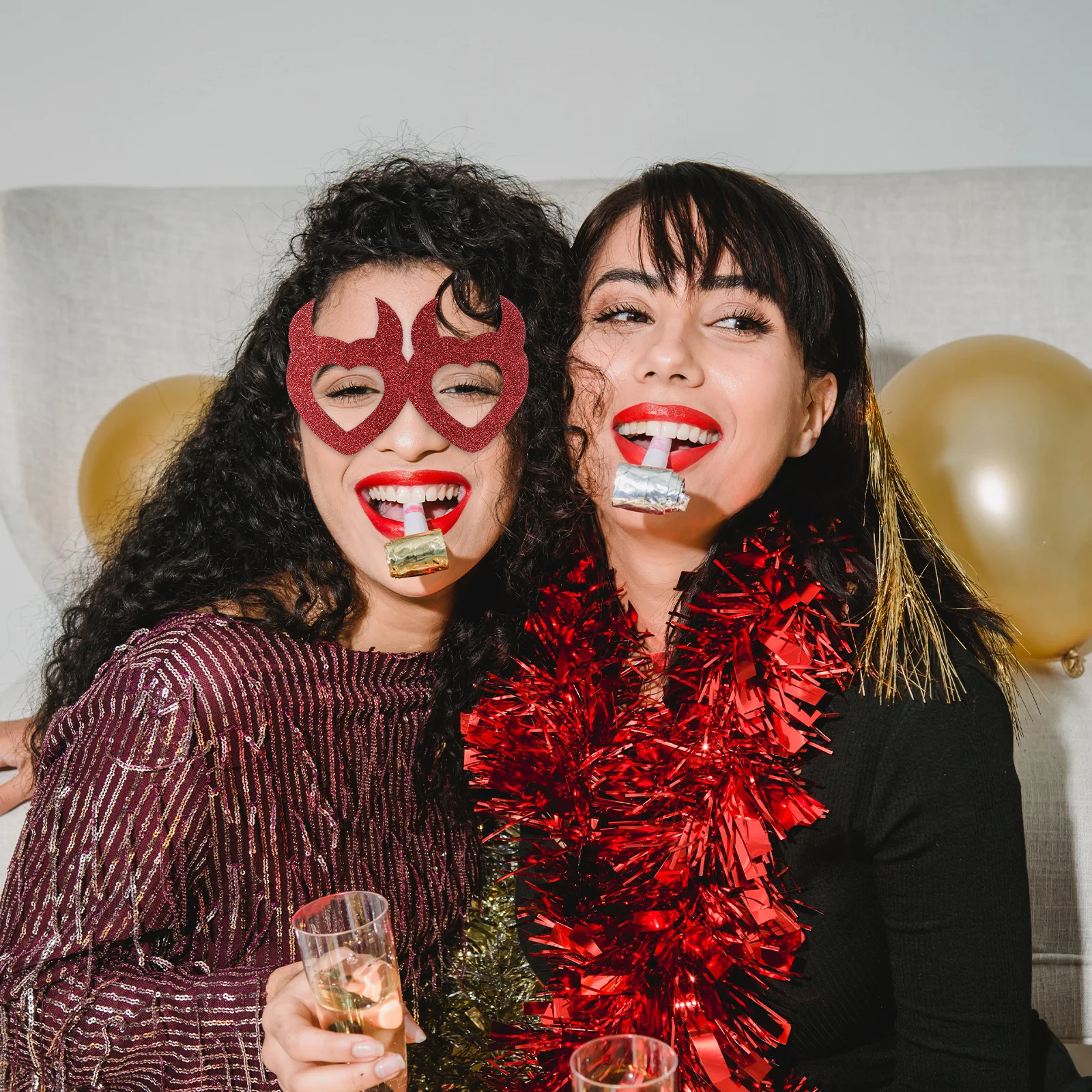 

Очки в форме сердца на День Святого Валентина, очки с красным сердечком, свадебная вечеринка, реквизит для фотобудки, романтическая оправа для очков, красные крылья Купидона