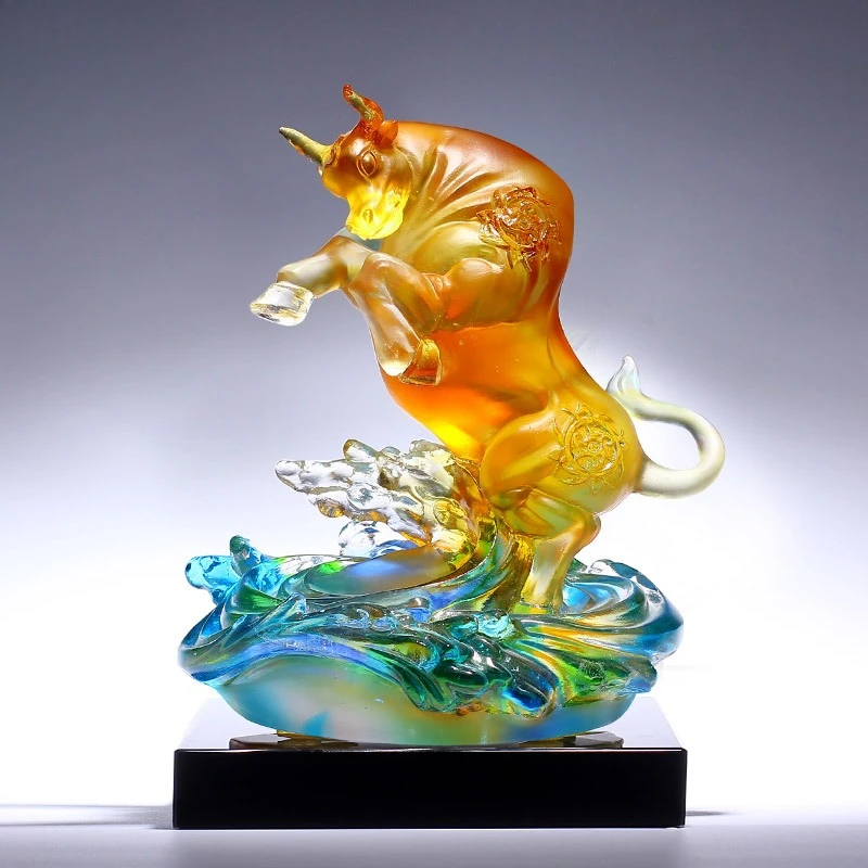 Glazed cow ornaments attract wealth office table crafts