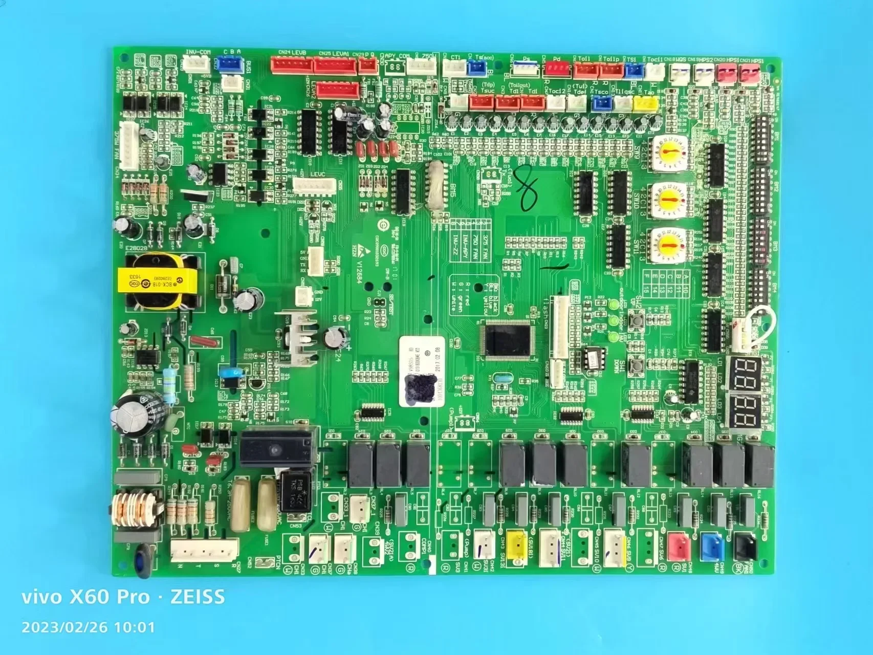 

Original Central Air Conditioning Outdoor Unit Motherboard 0151800084E V98505 8D V03 Disassembly Parts