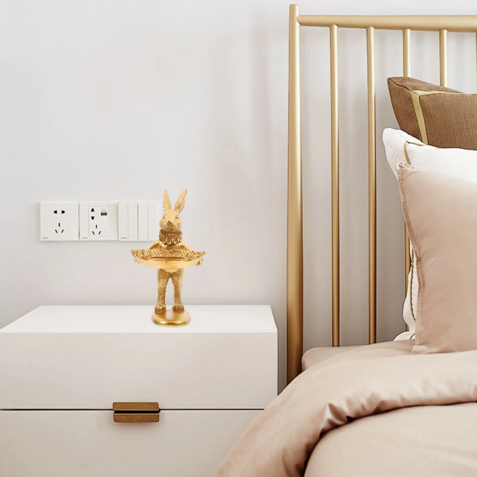 

1Pcs Retro Bunny Adornment Resin Table Furnishing Decor Jewelry Stand Desktop Photo Prop Golden Retro Bunny Model