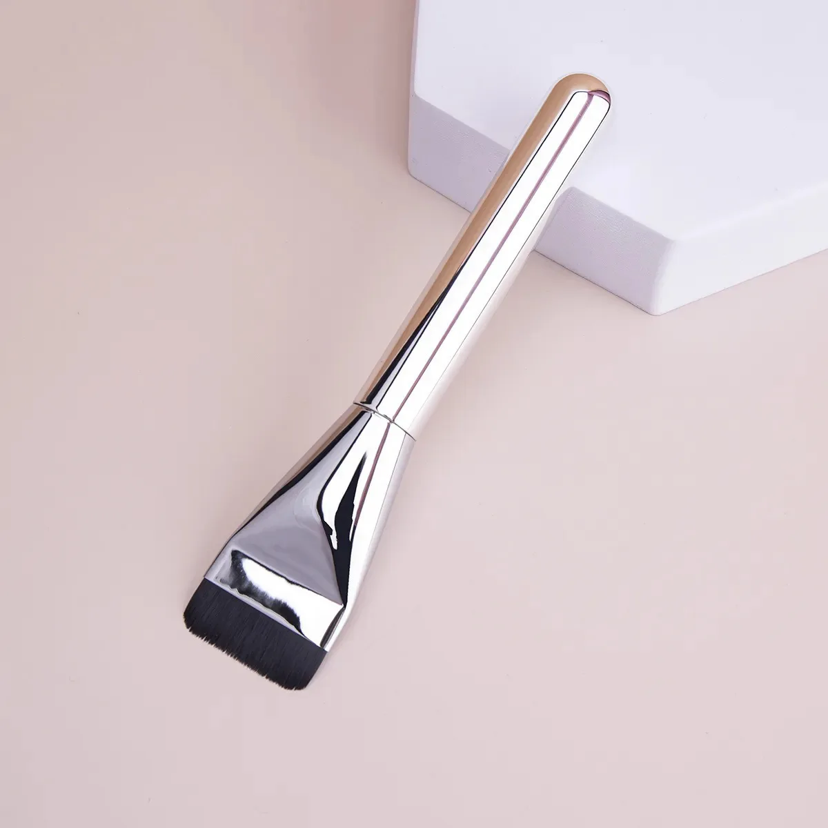 Pinceaux de maquillage pour fond de teint et crème, brosse pour contour du visage, mélange de fond de teint fin, pinceaux légers, plat