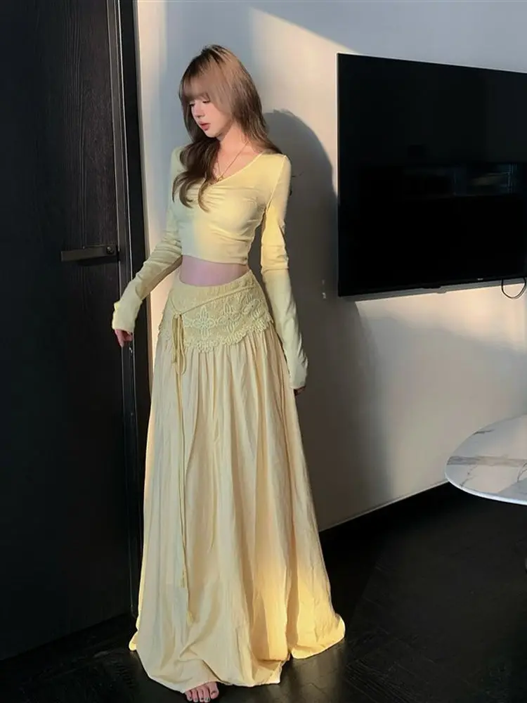 

Hot Girl Spicy Aosphere ort High Waist Slim Fit Two Piece Set Women's Early Spring New Sle T-irt Skirt Ensemble
